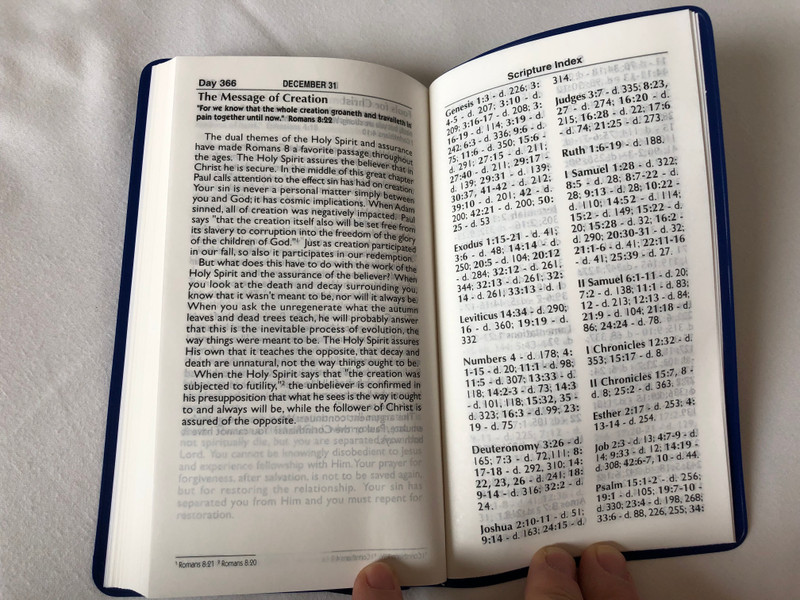 Thoughts from the diary of a desperate man - a daily devotional by Walter A. Henrichsen / 12th Edition / Leadership foundation / Blue Pvc cover / 2011 (0970437420)