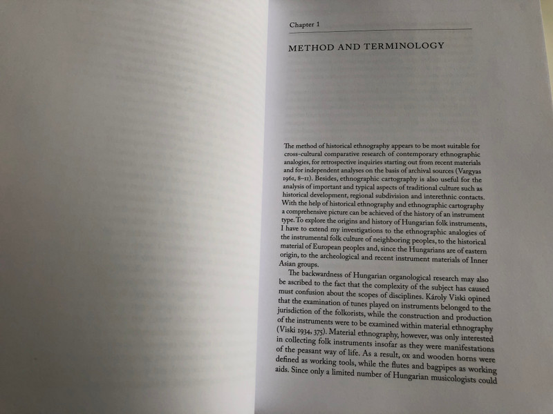 A History and Typology of Folk Instruments of Music by József Brauer-Benke / With special regard to the instruments of the Carpathian Basin / HAS Research Centre for the Humanities - Institute for Musicology / Paperback 2018 (9786155167126)
