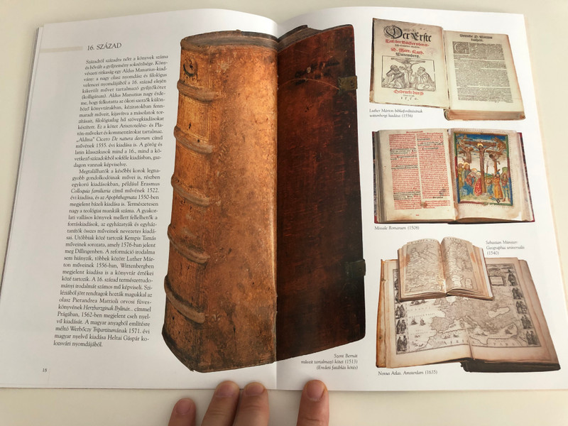  A zirci Reguly Antal Műemlékkönyvtár by Urbán Gusztávné / Hungarian language book presenting the Antal Reguly Historic library in Zirc (9789638721303)