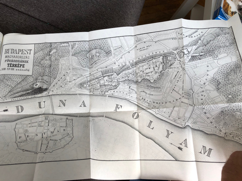 Buda-Pest és környékének Helyrajzi történet bt Rupp Jakab / Két Térképpel / Topographic history of Buda-Pest in Hungarian language/ With 2 maps / MTA Történelmi Bizottsága 1868 (1987 Reprint) (9632920260)