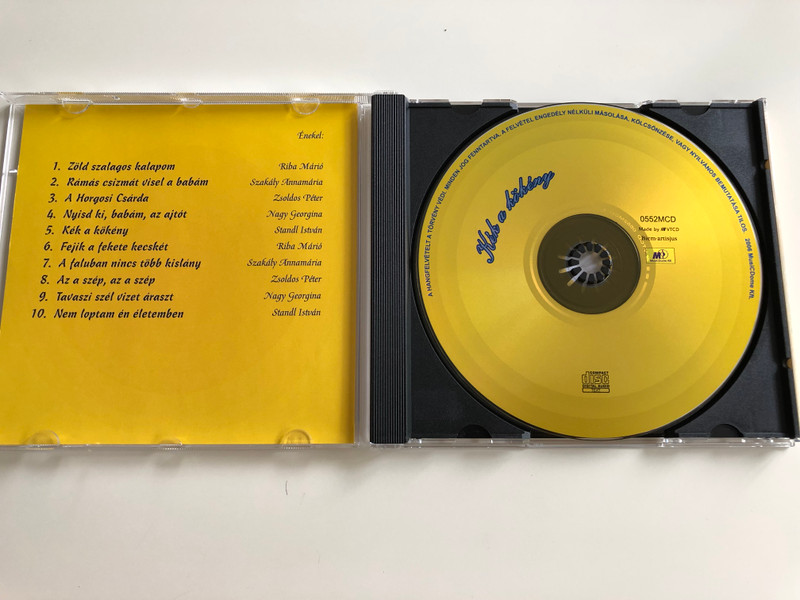 Mulatós - Kék a kökény Népdalok modern mulatós köntösben Zöld szalagos kalapom, A horgosi csárda, A faluban nincs több kislány Audio CD 2006 MusicDome 0552MCD (5998175162621)
