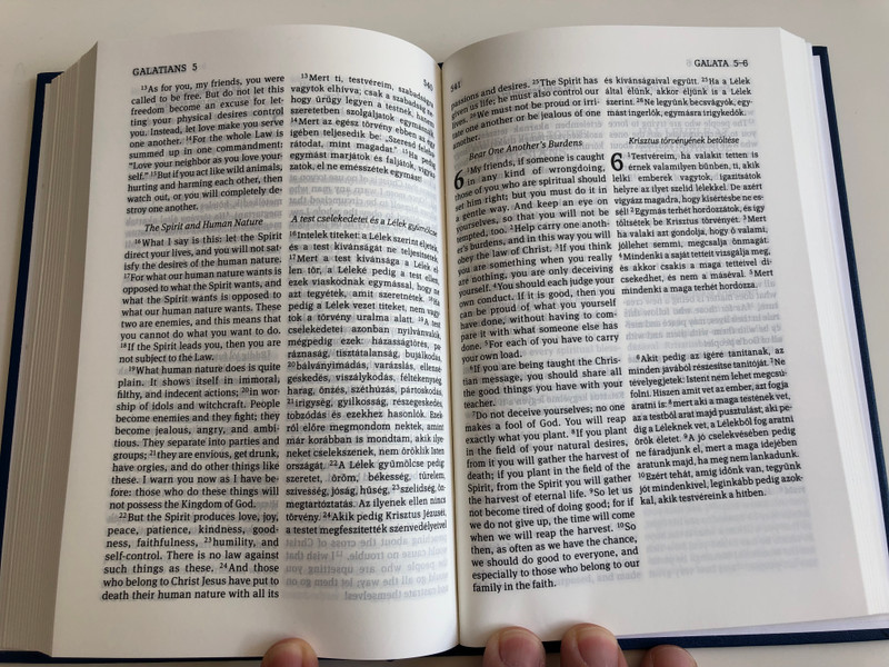 New Testament (Good News Translation) / Újszövetség RÚF / English - Hungarian Bilingual New Testament / Parallel column text / Hardcover / Magyar Bibliatársulat 2019 (9789635584048)