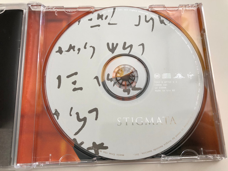 Stigmata OST / Audio CD / Music from the MGM motion picture soundtrack / Original Score by Billy Corgan and Mike Garson / CDVus 161 (724384775322)