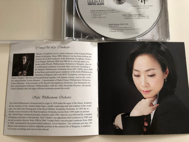 Moonhee Hwang, Piano / Beethoven Concerto No. 3 Op. 37 in C Minor, Chopin Nocturne Op. 9 No. 2 in Eb Major, Ballade NO. 3 in Ab Major. Op. 47, Debussy Images Book II / Audio CD 2013 / Fidelio FID CD 107 (5999883909096)