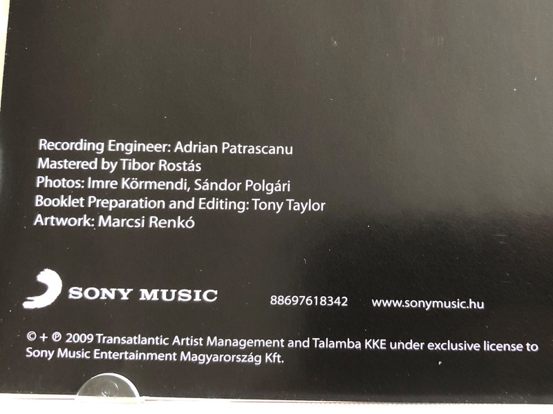 Xaver Varnus - Classic & Jazz / The Organist Superstar on the Great Organ of the Palace of Arts of Budapest & Talamba Percussion Group / Sony Music Audio CD 2009 (886976183424)