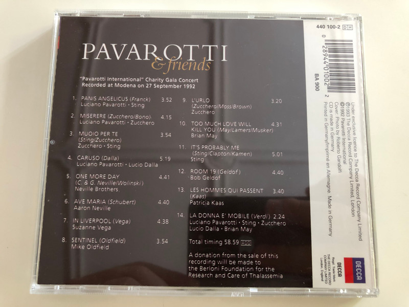  Pavarotti & friends / Sting, Zucchero, Lucio Dalla, Neville Brothers, Brian May, Bob Geldolf / Pavarotti International Charity Gala Concert / Decca Audio CD 1992 / 440 100-2 (028944010022)
