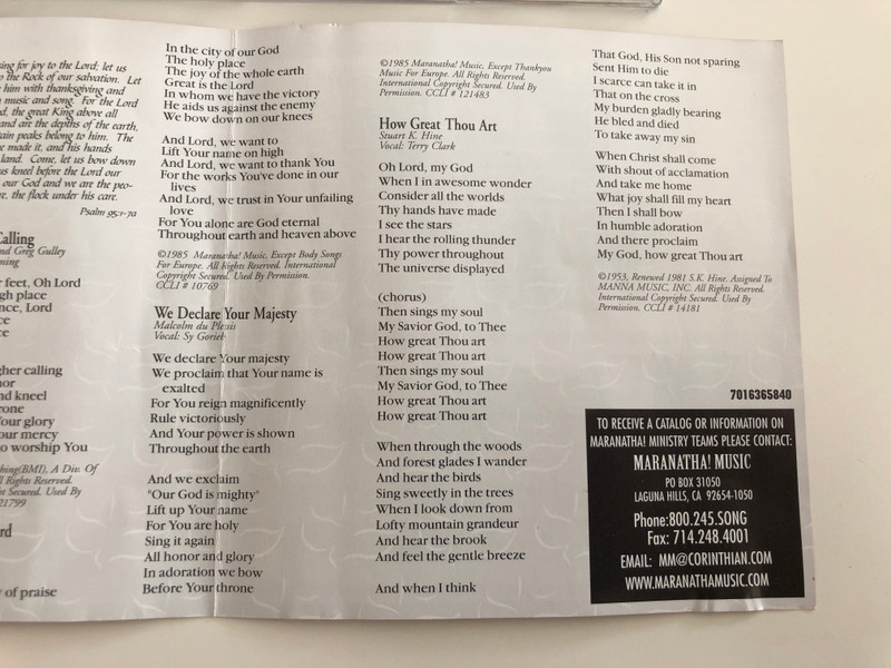 The Majesty of God - Praise Hymns and Choruses / Acoustic Worship for small Groups / Maranatha! Music / New split track recordings from the "green book" / Expanded 4th Edition / Audio CD 1998 (080688561420)