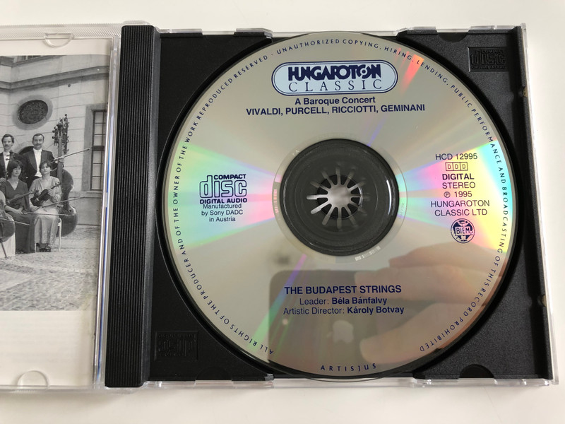 A Baroque Concert - Vivaldi, Purcell, Geminiani / The Budapest Strings / Leader: Béla Bánfalvi / Directed By: Károly Botvay / Hungaroton Audio CD 1995 Stereo / HCD 12995