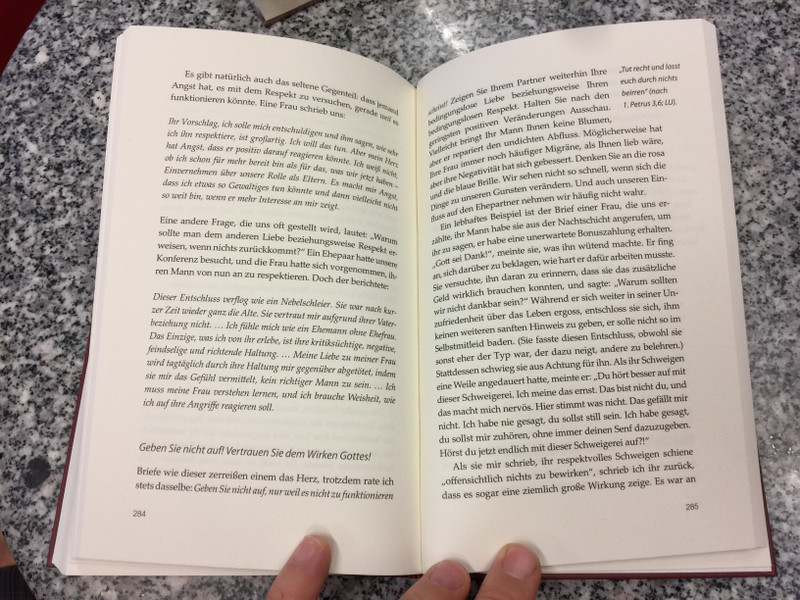 Liebe & Respekt by Emerson Eggerichs / German Translation of Love and Respect by Dr. Emerson Eggerich / She longs for love - He needs respect / Die Nähe, nach der sie sich sehnt - Die Anerkennung, die er sich wünscht / Hardcover / GerthMedien / 9th edition - 2017 (9783865914927)