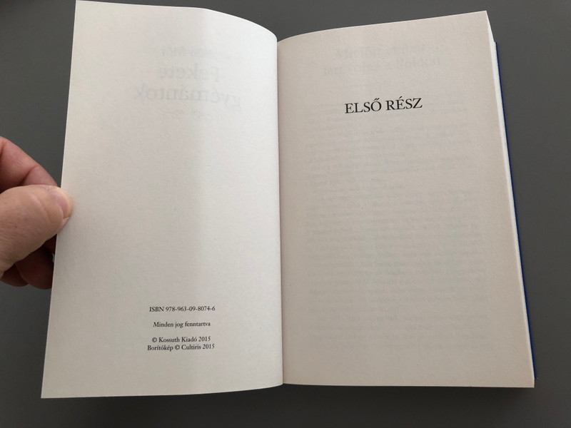 Fekete gyémántok by Jókai Mór / Black diamonds Hungarian novel / Életreszóló regények / Kossuth Kiadó 2015 / Paperback (9789630980746)