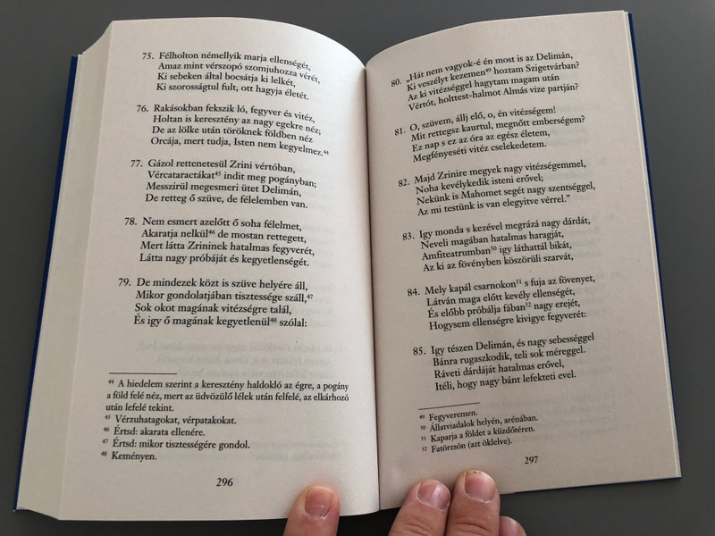 Szigeti veszedelem by Zrínyi Miklós / Életreszóló olvasmányok / The Siege of Sziget - Hungarian Epic Poem / Kossuth kiadó 2017 / Paperback (9789630987233)