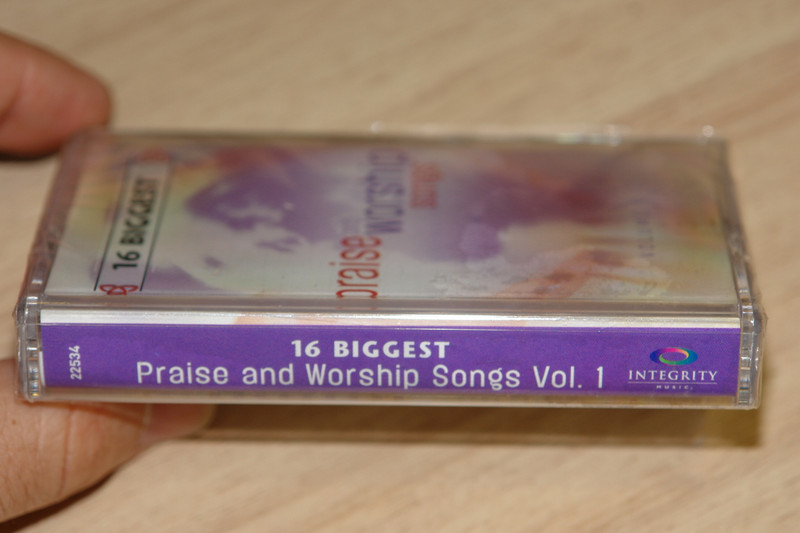 16 biggest - Praise and worship songs / Volume 1 / Integrity Music - Audio Cassette / 22534