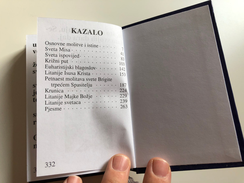 Gospodin moj i Bog moj by Ivan Zirdum / My Lord and My God / Croatian language Catholic small size prayer book / Karitativni fond UPT / 2011 / Hardcover (9789532082821)