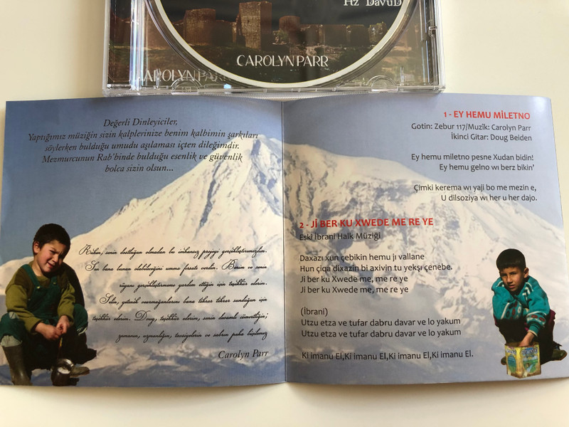 Stranên Hz Dawud -- Carolyn Parr 2014 / Audio CD 2014 Kurdish Language Christian Guitar Worship and Praise Songs by Kurds in Turkey (8697404465522.)