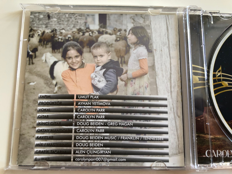Stranên Hz Dawud -- Carolyn Parr 2014 / Audio CD 2014 Kurdish Language Christian Guitar Worship and Praise Songs by Kurds in Turkey (8697404465522.)