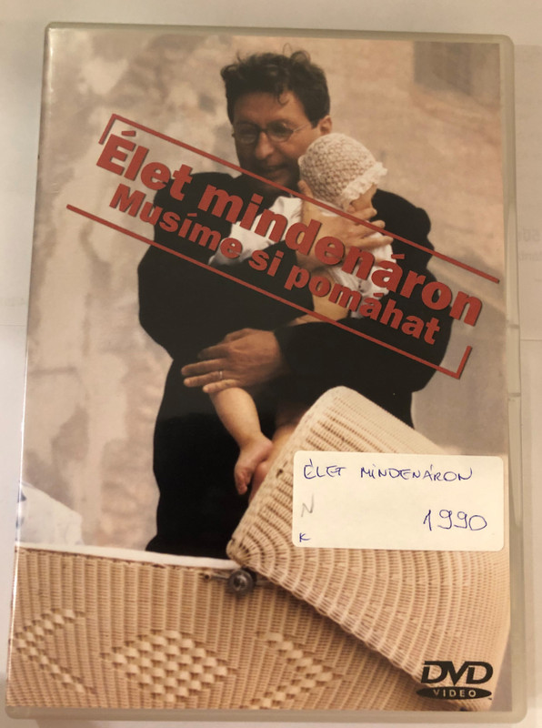 Musime si pomáhat DVD 2000 Élet mindenáron (Divided We Fall) / Directed by Jan Hřebejk / Starring: Bolek Polívka, Anna Šišková, Csongor Kassai (59998817677049)