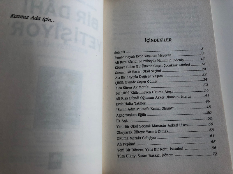 Bir Dahi Yetişiyor by Songül Saydam, Yaşar Öztürk / A genius in the making - The childhood of Mustafa Kemal Atatürk, Turkey's first president / Mustafa Kemal Atatürk'ün çocukluğu / Iyi Insanlar 2008 / Paperback (9789759992897)