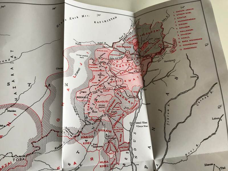 The Pathans by Sir Olaf Caroe / With an epilogue on Russia / Oxford in Asia Historical Reprints / Oxford University Press 2019 / Hardcover (978-0195772210)