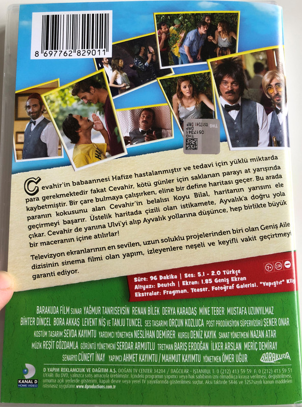Geniş Aile: Yapıştır DVD / Directed by Ömer Uğur / Starring: Ufuk Özkan, Fırat Tanış, Bülent Çolak, Bora Akkaş (8697762829011)