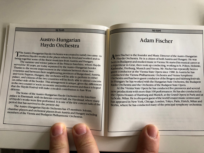 Haydn - Symphony No. 101 in D ''The Clock'', Symphony No. 103 in E flat ''Drumroll'' / Austro-Hungarian Haydn Orchestra at the Esterhazy Palace, Eisenstadt / Conductor: Adam Fischer / Nimbus Records Audio CD 1987 / NI 5105