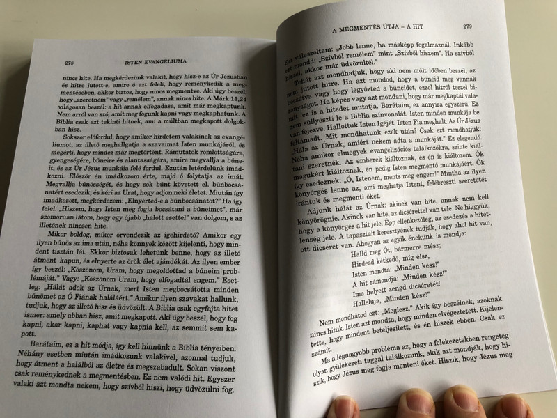 Isten Evangéliuma - Az Isteni megmentés ereje Vol. 1 & 2 by Watchman Nee / Hungarian edition of The Gospel of God / Living Stream Ministry 2000 / Paperback / Élet folyama Alapítvány (9780736307178)