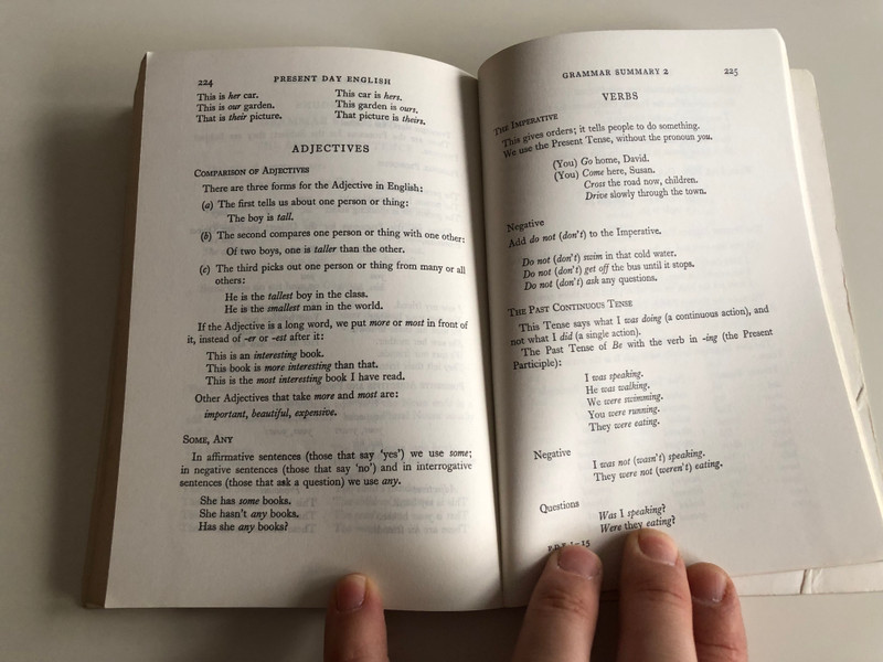 Present day English for foreign Students BOOK 1 by E. Frank Candlin / Hodder and Stoughton 1975 / Paperback / 10th impression / Illustrations by Bill Burnard (0340090154)
