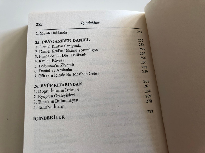 Tevrat - Turkish Bible Stories / Translated from French texts by Dr. Jur Hakkı Demırel / 3rd edition / Sak Ofset Istanbul 2018 / Paperback (9789750072475)