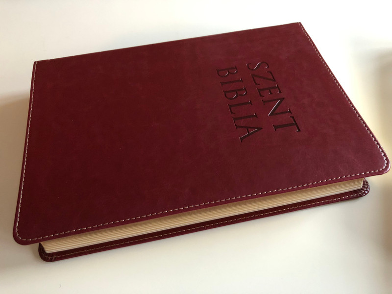 Szent Biblia / Hungarian Holy Bible with words of Jesus in RED /Leather bound Burgundy Cover, Golden edges, 2 bookmark ribbons / Bőrkötés, Bordó színű / Jézus szavai piros kiemeléssel / Patmos Records 2017 (9786155526619