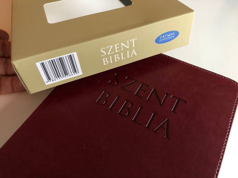 Szent Biblia / Hungarian Holy Bible with words of Jesus in RED /Leather bound Burgundy Cover, Golden edges, 2 bookmark ribbons / Bőrkötés, Bordó színű / Jézus szavai piros kiemeléssel / Patmos Records 2017 (9786155526619.)