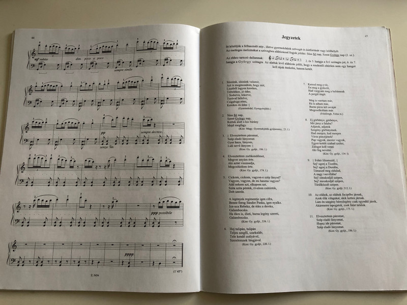 Gyermekeknek I.-II füzet - Für Kinder I-II. Hefte by Bartók Béla / Edition Musica Budapest / Apró darabok kezdő zogorázóknak / Small compositions for children starting piano lessons / German and Hungarian texts (9790080054543)