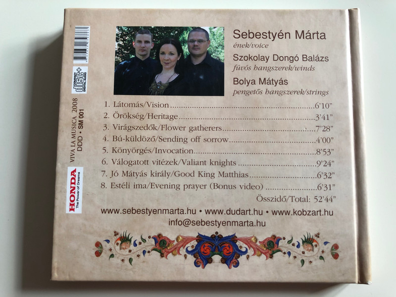 Sebestyén ‎Márta – Nyitva latam mennyeknek kapujat = I Can See The Gates Of Heaven... / Viva La Musica ‎Audio CD 2008 / SM 001