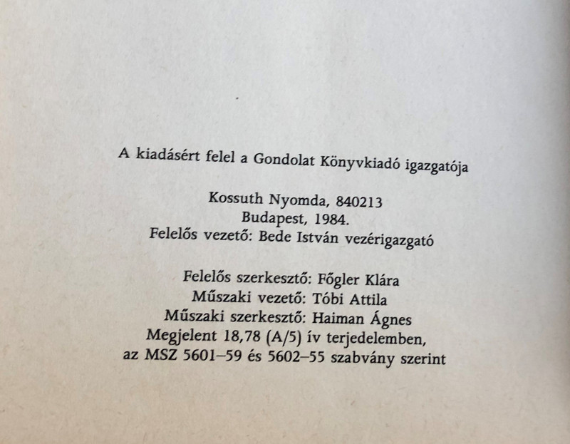 Thrákia és a thrákok by Aleksandar Fol - Ivan Marazov / Hungarian Edition of Thace and the Thracians / Translated by T. Tedeschi Mária / Harcover / Gondolat könyvkiadó 1984 (9632814916)