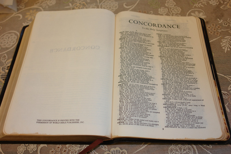 Holy Bible with Personal Commentary by Oral Roberts / Genuine Leather Bound - King James Version with Concordance 