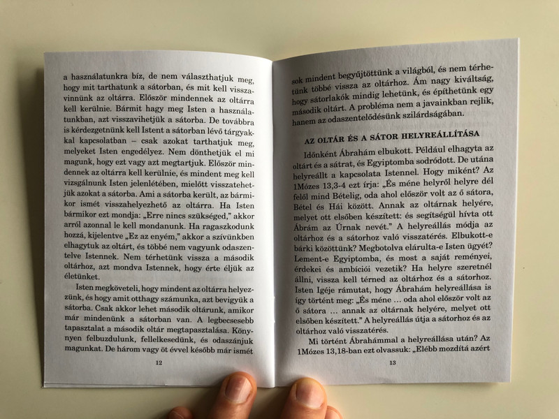 Az oltár és a sátor szerinti élet - The Life of the Altar and the Tent by Watchman Nee / Hungarian Language Edition (9780736399791)