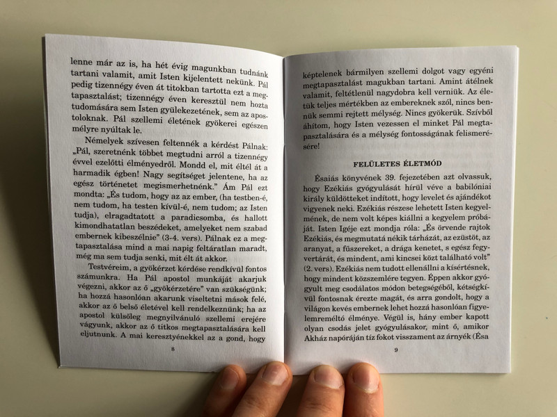 Mélység mélységet hív elő - Deep Calls unto Deep by Watchman Nee / Hungarian Language Edition (9780736399852)