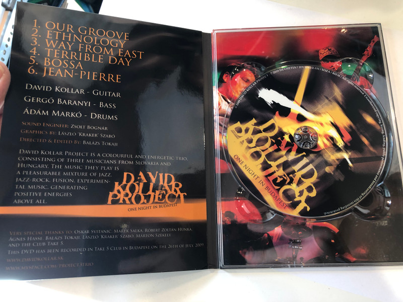 David Kollar Project DVD 2009 One Night in Budapest / Directed & Edited by Balázs Tokaji / David Kollar - Guitar, Gergő Baranyi Bass, Ádám Markó Drums / Hevhetia (8588002496592)