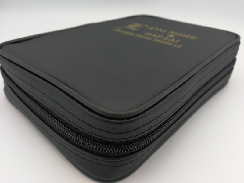 Lắng Nghe & Đáp Lai - Lời Chúa trong thánh lễ / NXB Tón Giáo / Listening & Answering - The Word of God at Mass / Vietnamese Catholic Missal hardcover book in Black leather cover with zipper (9786046150732)