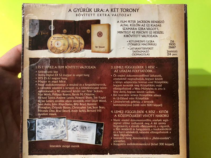The Lord of the Rings - The Two Towers 4 DVD A gyűrűk ura - A két torony / Ultimate Collector's Edition / Directed by Peter Jackson / Starring: Elijah Wood, Ian McKellen, Liv Tyler, Viggo Mortensen, Cate Blanchett / 4 Disc Hungarian Special Edition (5999048905505)
