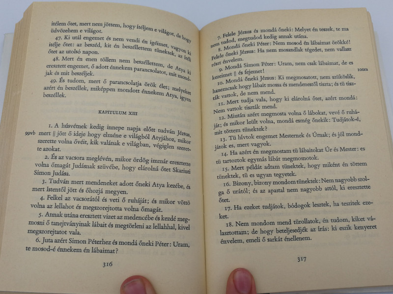 A Müncheni Kódex négy evangéliuma [1466] by Szabó T. Ádám / Szöveg és szótár / Európa könyvkiadó 1985 / The 4 gospels in the München codex in Old Hungarian (0509000422978) 