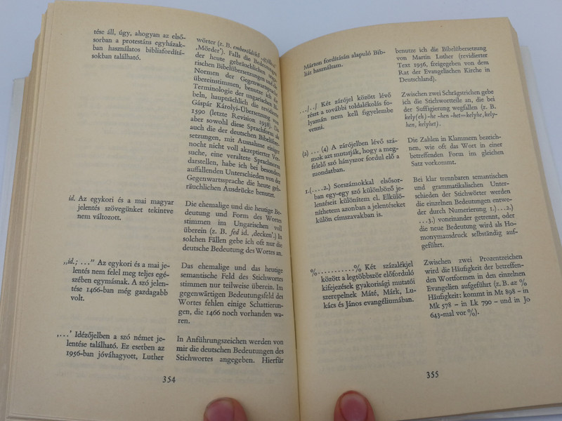 A Müncheni Kódex négy evangéliuma [1466] by Szabó T. Ádám / Szöveg és szótár / Európa könyvkiadó 1985 / The 4 gospels in the München codex in Old Hungarian (0509000422978) 