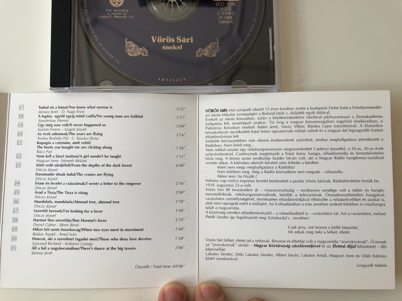 Libamáj, Kacsamáj (Hungarian Songs) - Vörös Sári, enekel / Nem Jön Levél, Szerelem Szerelem, Árok, Árok, De Mély Árok, Félre Bánad, Félre Gonddal, Úgy Még Sose Volt, Darumadár Útnak Indul,... / Lamarti Audio CD 1998 Stereo / LCD 1026
