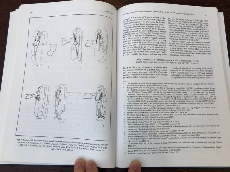 Avars, Bulgars and Magyars on the Middle and lower Danube by Lyudmila Doncheva-Petkova - Csilla Balogh - Attila Türk / Archeolingua / Pázmány Péter Catholic University 2014 (9789639911550)