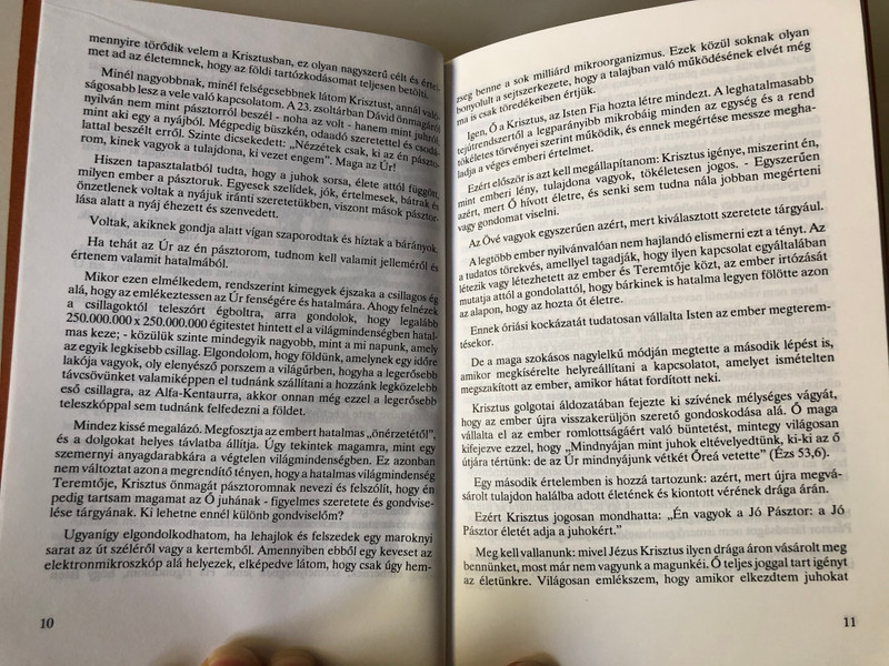A 23. zsoltár egy juhpásztor tolmácsolásában by Phillip Keller / Hungarian edition of A Shepherd Look at Psalm 23 / Evangéliumi kiadó 1990 / Paperback (9637837469)
