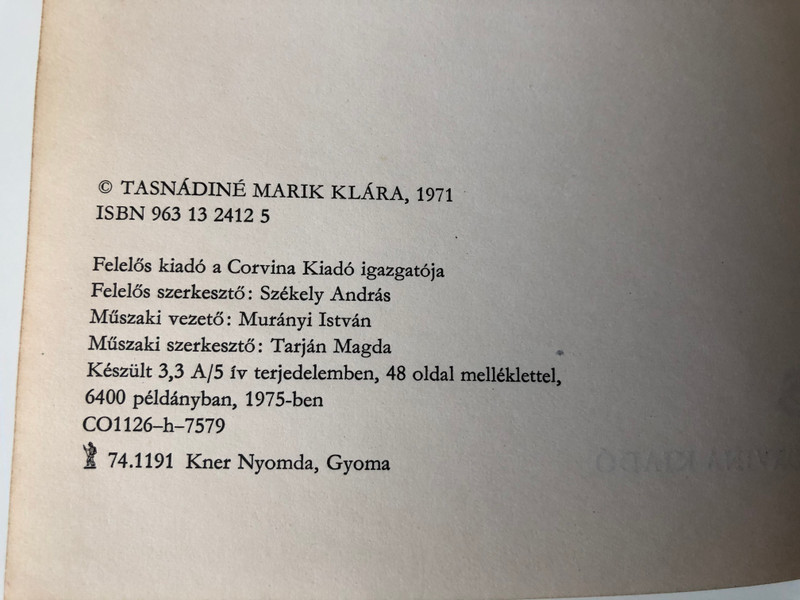A bécsi porcelán - Porcelain from Vienna by Tasnádiné Marik Klára / Corvina kiadó 1971 / Hardcover (9631324125)