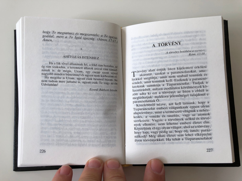 Hazafelé by Ravasz László - Elmélkedések és Imádságok / Református Zsinati Iroda 1992 / Biblical Meditations, Reflections and prayers in Hungarian (9633004845)