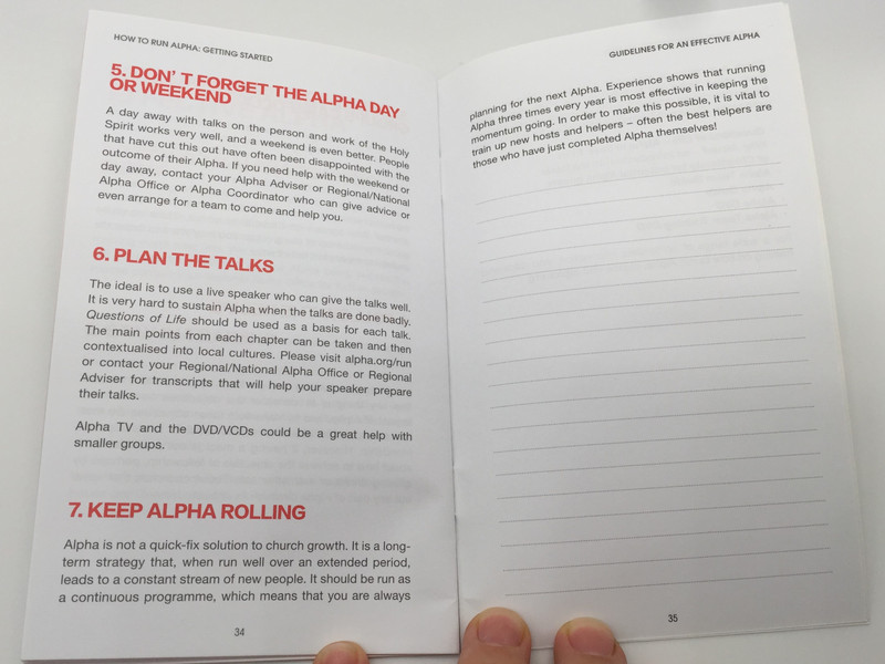 How to Run Alpha - Getting Started / Who should I invite? - Where should I start / An Alpha course training resource - English edition / Alpha International 2014 / Paperback (9789810855802)