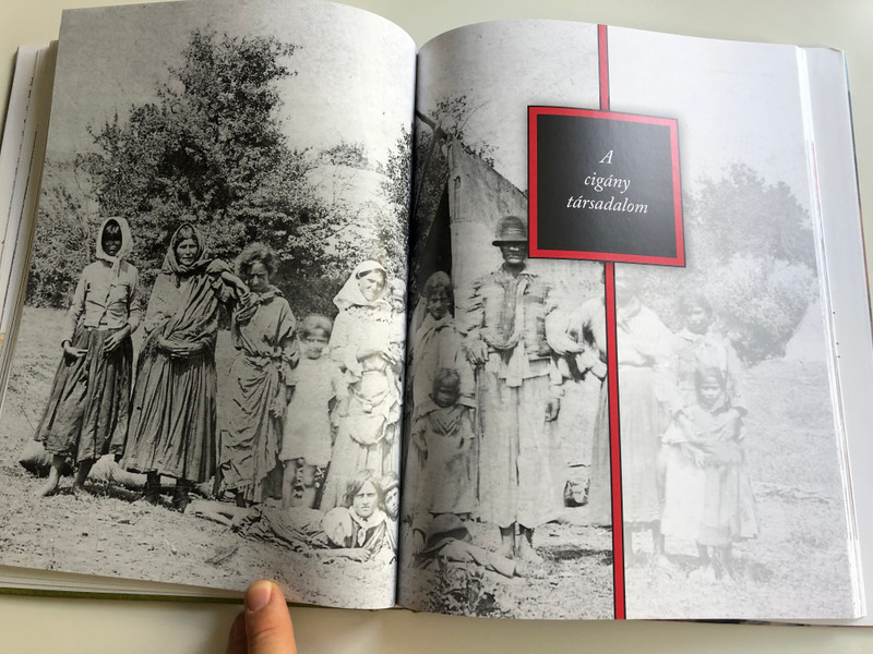 Cigányokról by Bencsik Gábor / Magyar Mercurius 2008 / Hungarian essay book about Gypsy Romani people in Hugary / Hardcover (9789639872035)