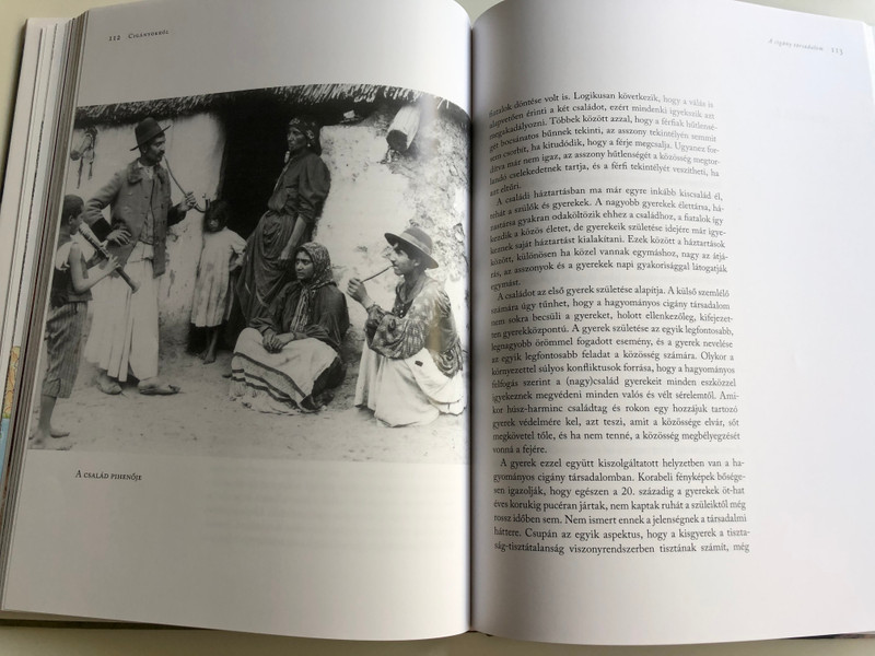 Cigányokról by Bencsik Gábor / Magyar Mercurius 2008 / Hungarian essay book about Gypsy Romani people in Hugary / Hardcover (9789639872035)
