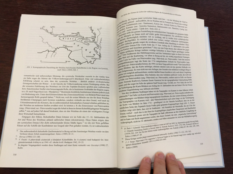 Ten thousand years along the Middle Danube by Gyöngyi Kovács, Gabriella Kulcsár / Life and Early Communities from Prehistory to History / Varia Archaeologica Hungarica / Archaeolingua 2011 (9789639911260)