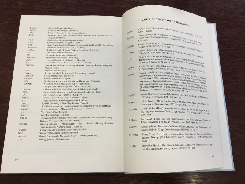 Ten thousand years along the Middle Danube by Gyöngyi Kovács, Gabriella Kulcsár / Life and Early Communities from Prehistory to History / Varia Archaeologica Hungarica / Archaeolingua 2011 (9789639911260)
